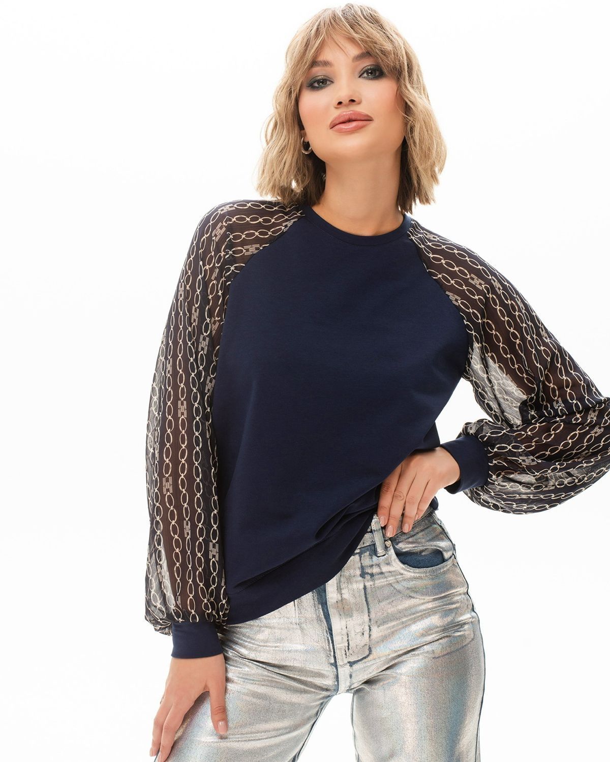 
Свитшот с шифоновым рукавом "реглан" 71.6.32